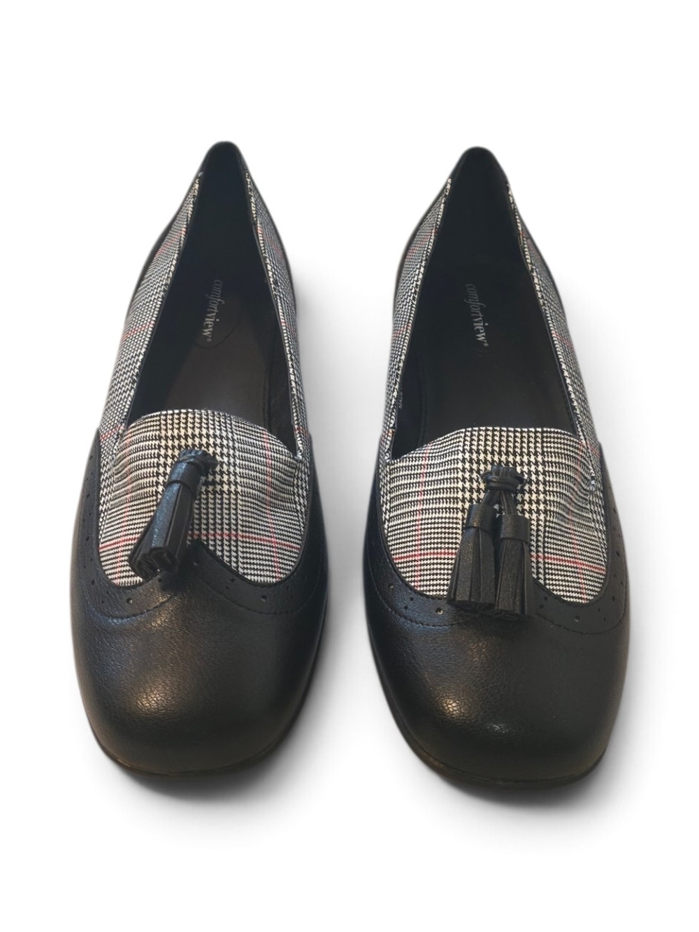 Comfortview Black Plaid Tassel Loafers - Women's